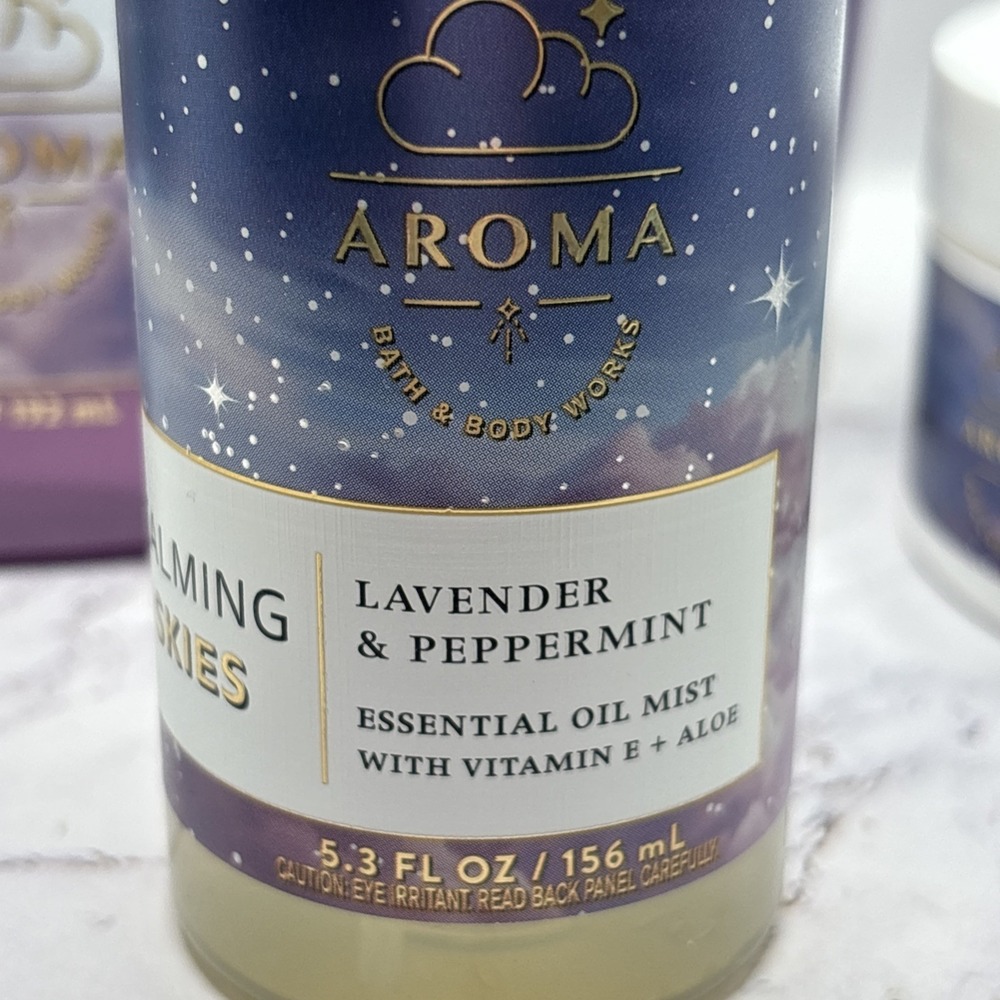 Bath & Body Works Calming Skies Lavender & Peppermint 4 Piece Body Care Set - Picture 5 of 9